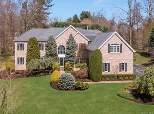 18 Quaker Meeting House Rd, Armonk, NY 10504