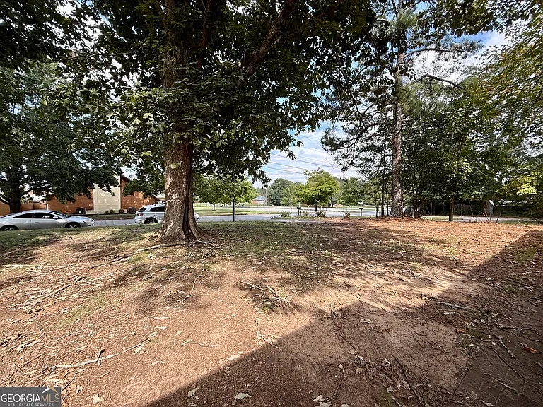 170 Forest Rd — Photo 11
