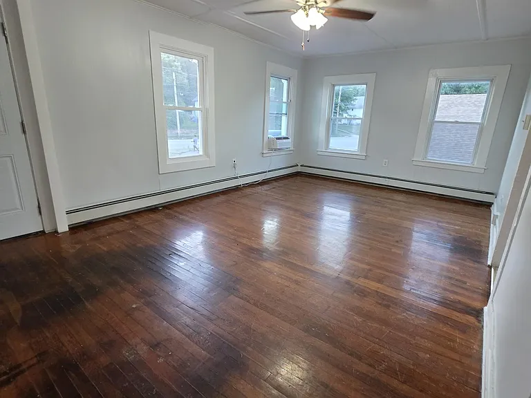 627 N Main St #2 — Photo 6