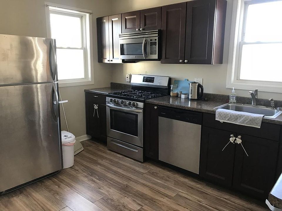 1st image of 317 Malden St #2
