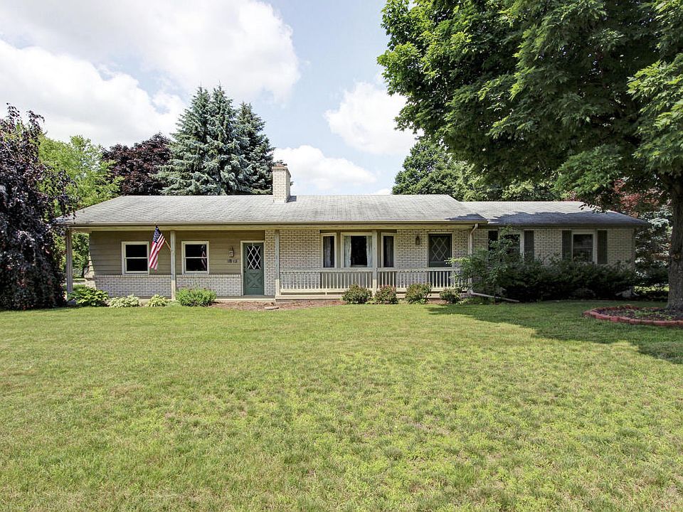 1st image of 1813 Redwood Dr