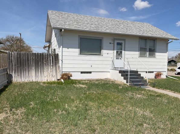 701 Q St, Bridgeport, NE 69336