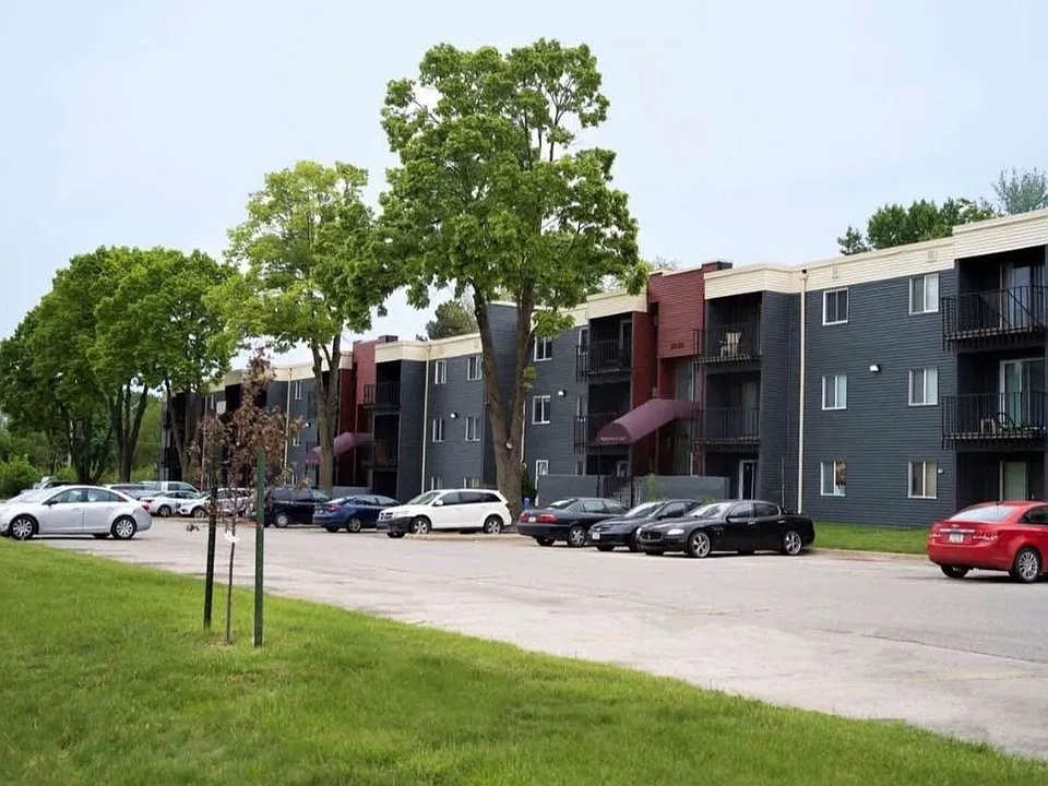 Wedgewood Apartments