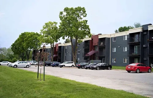 Wedgewood Apartments Photo 1