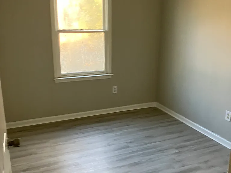 426 W Columbus St — Photo 10