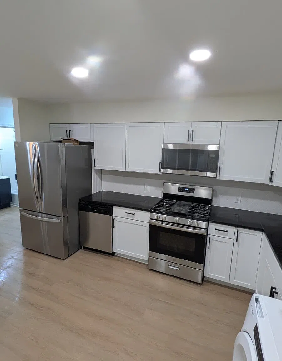 5 bed, 1450 sqft, $2,310 — Photo 1