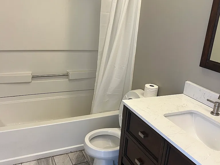 727 Bakewell St #6 — Photo 7