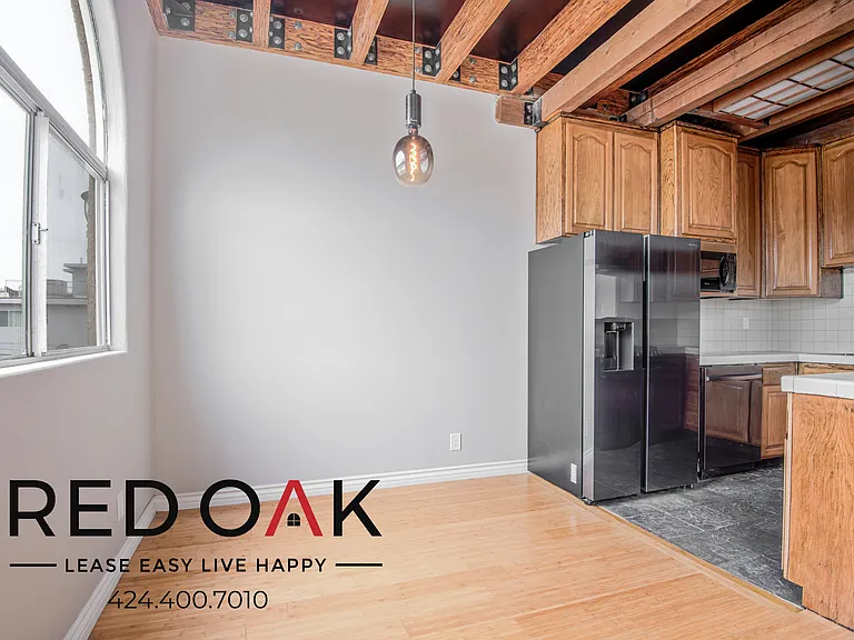 2463 Sawtelle Blvd #202 — Photo 8