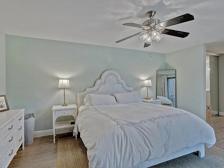 1120 11th Ln — Photo 22