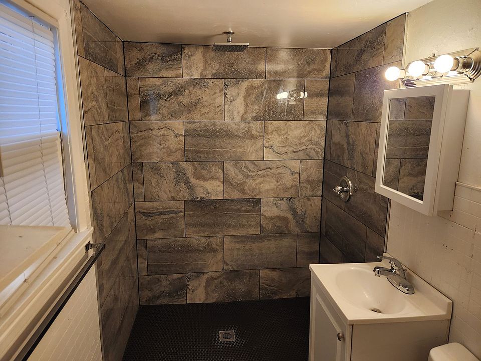 1st image of 2343 E Boulder St APT 6