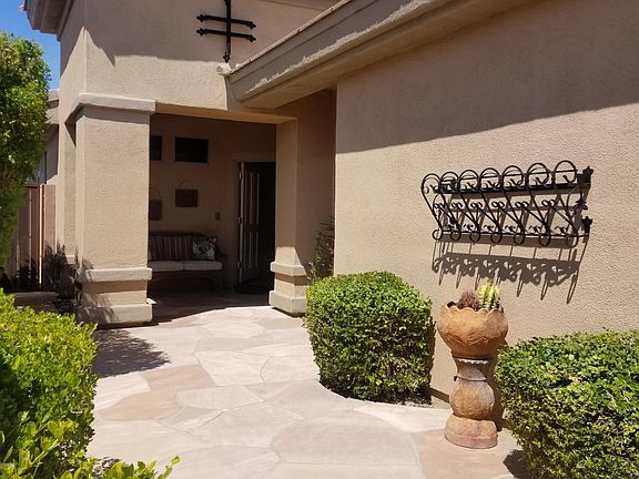 Private Courtyard Entry