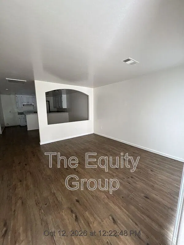 2 bed, 2.0 bath, 995 sqft, $1,450 — Photo 3