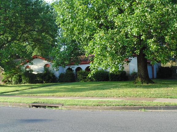 3rd image of 5085 Wooddale Ave