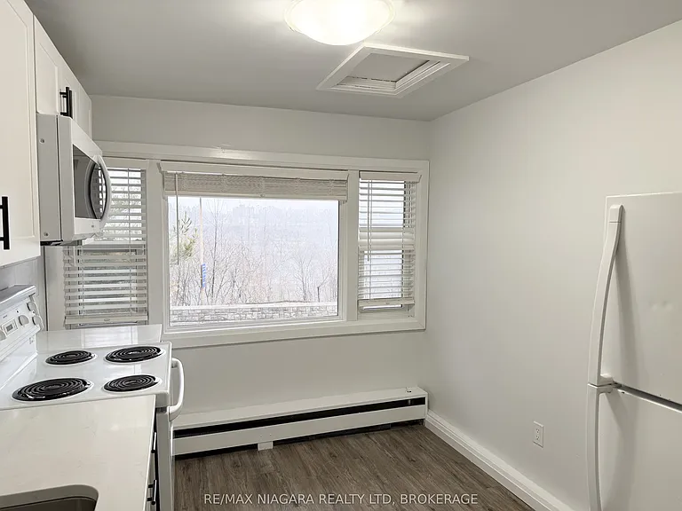 4711 River Rd #4 — Photo 4