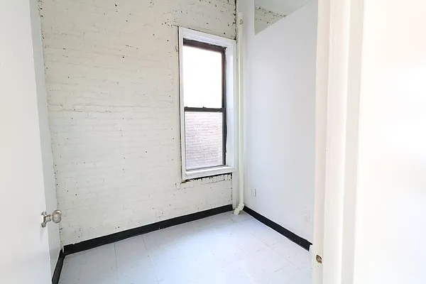 Rented by Alma Realty Corp. | media 16