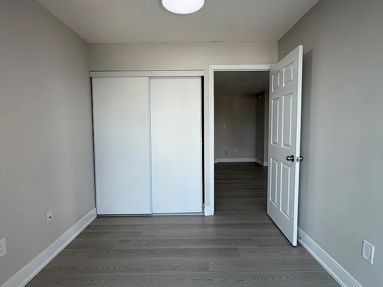 7 Lorraine Dr #612 — Photo 17