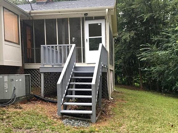 screened in back porch