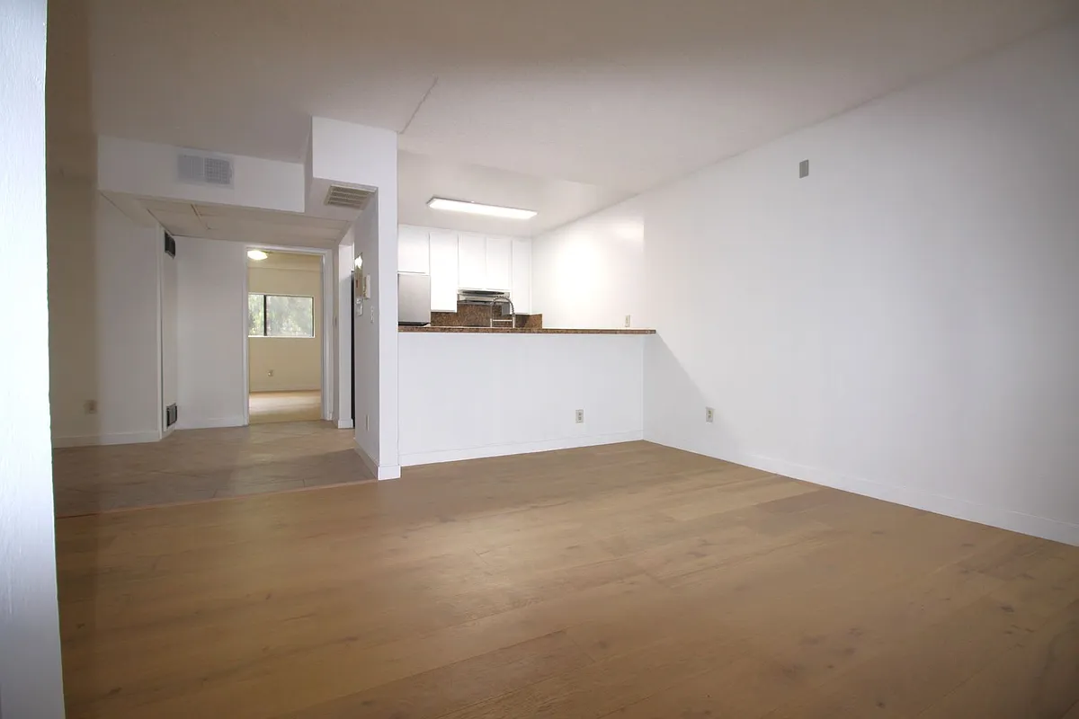 Building Photo - 14029 Foothill