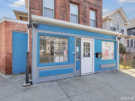 4th image of 94 Kimberly Avenue