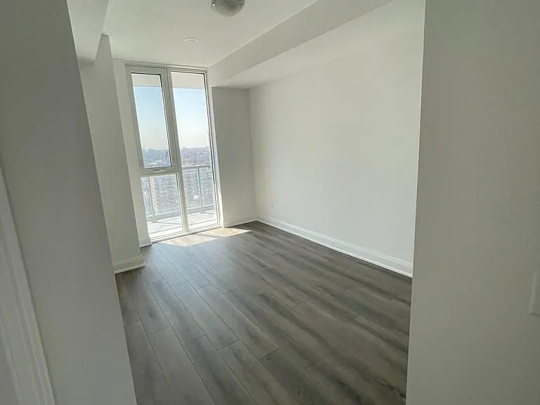 20 Gatineau Dr #1506 — Photo 12