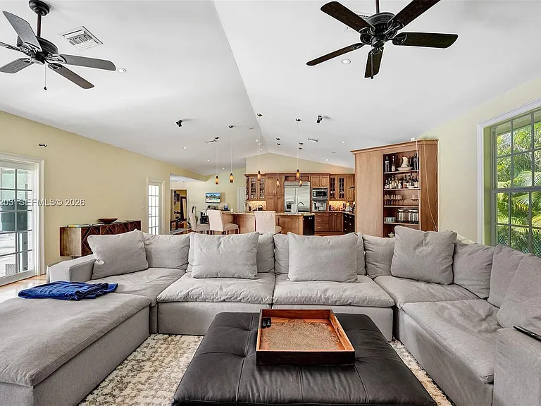 22180 Woodset Ln — Photo 65