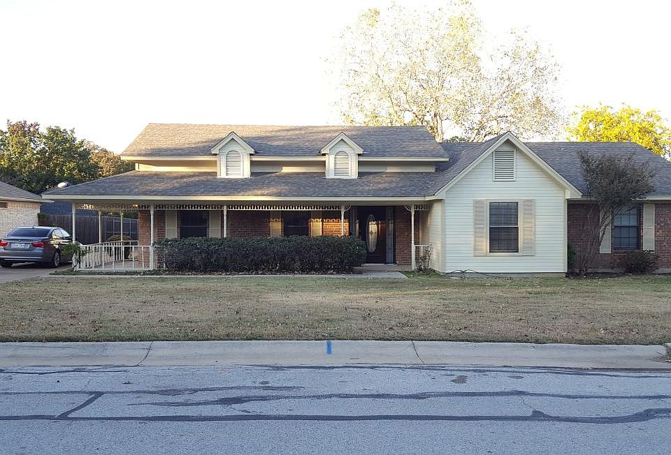 1st image of 645 Highland Meadows Dr