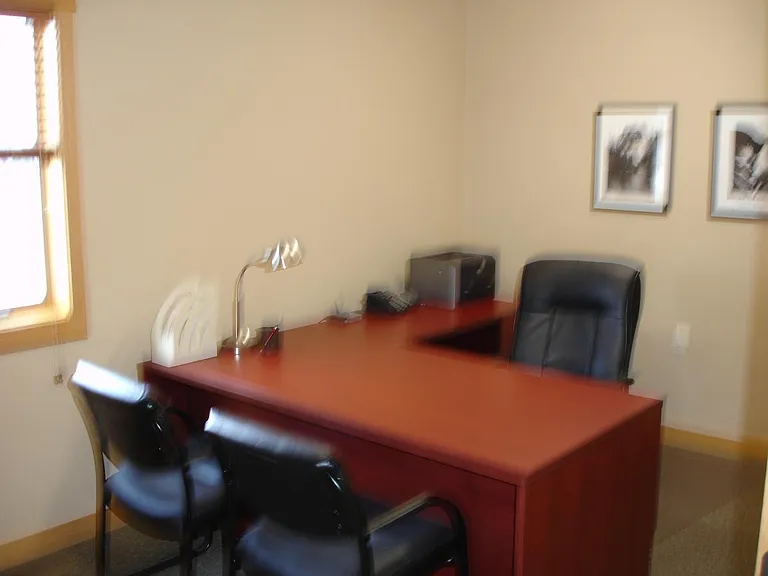 4 of 4 Offices