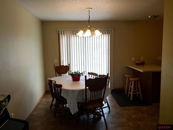4th image of 1119 Engesser Ln