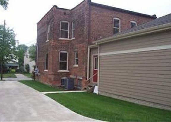 2nd image of 2164 W 98th St #101
