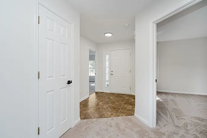 5896 Hollow Oak Trl — Photo 3