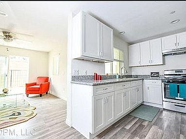 4th image of 4336 53rd St #220