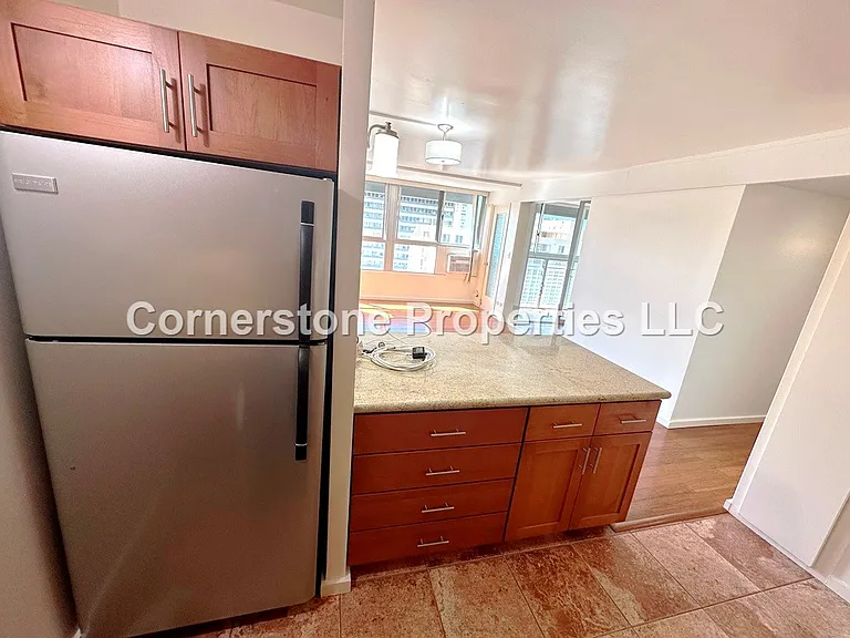 1621 Dole St #903 — Photo 7