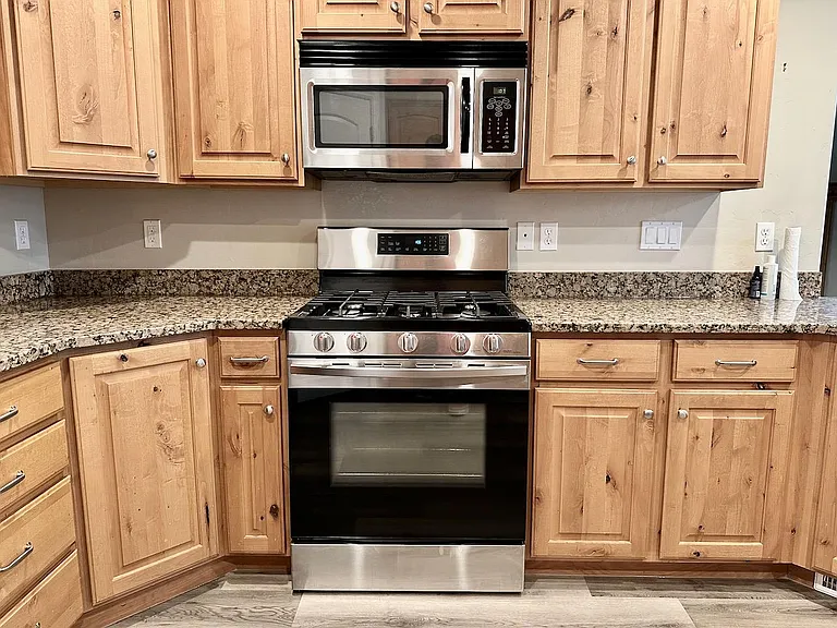 927 E Montana Vista Ln — Photo 12