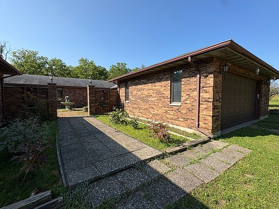 5th image of 23857 W Town Line Rd