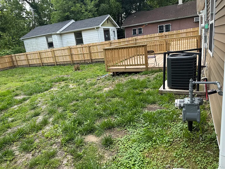 Tyler St — Photo 10
