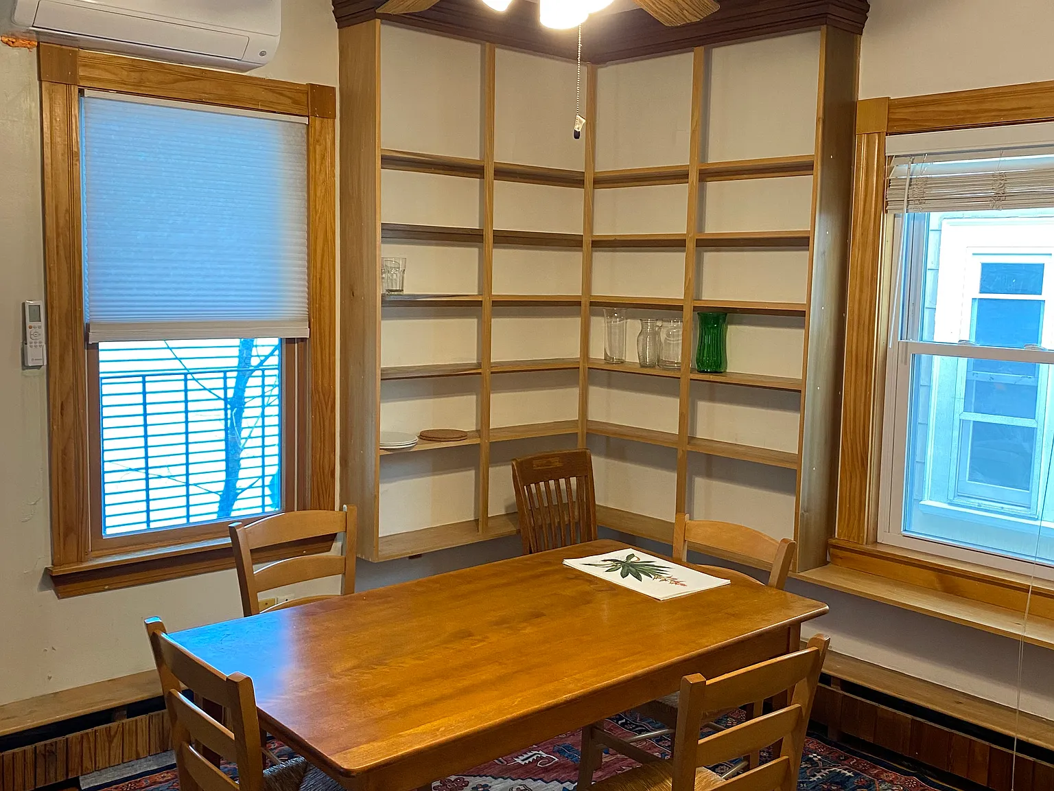 2 bed, 1.5 bath, 1200 sqft, $4,500 — Photo 2