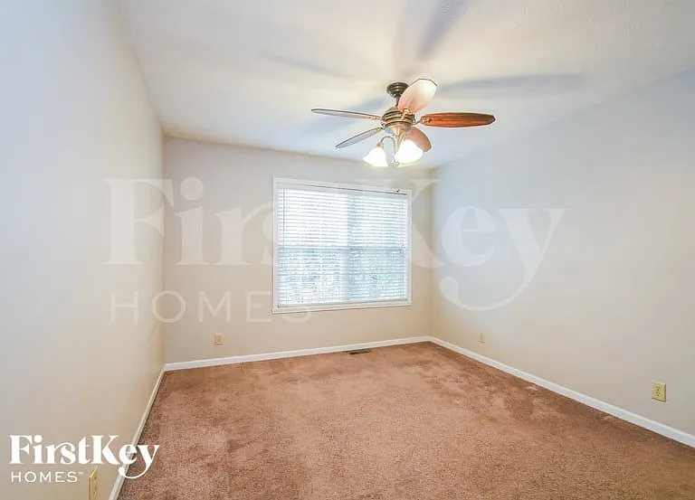 13065 Sweet Briar Pkwy — Photo 11