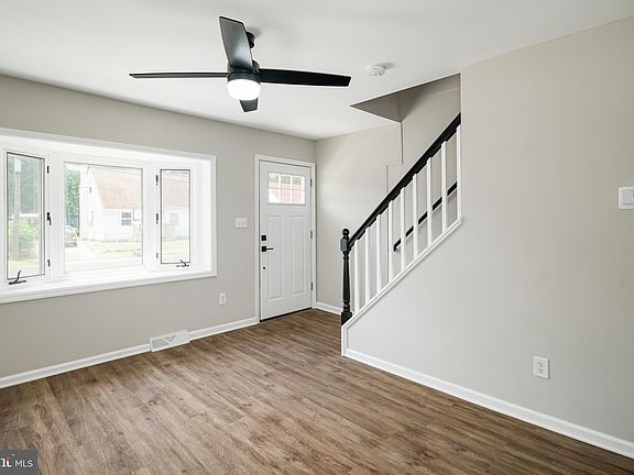 4th image of 522 Laurel Blvd