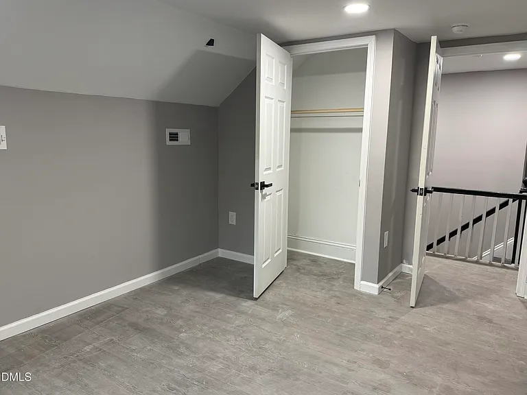 1012 S Franklin St — Photo 24