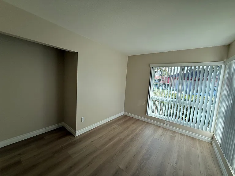 23115 Village 23 — Photo 10