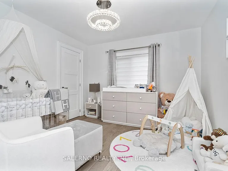552 Vaughan Mills Rd — Photo 31