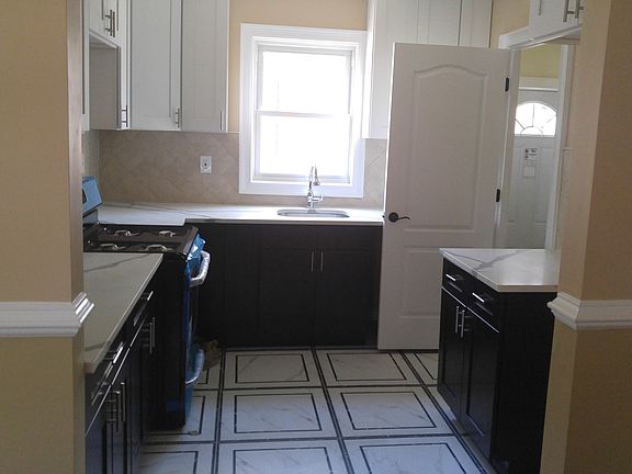 3rd image of 23105 131st Ave