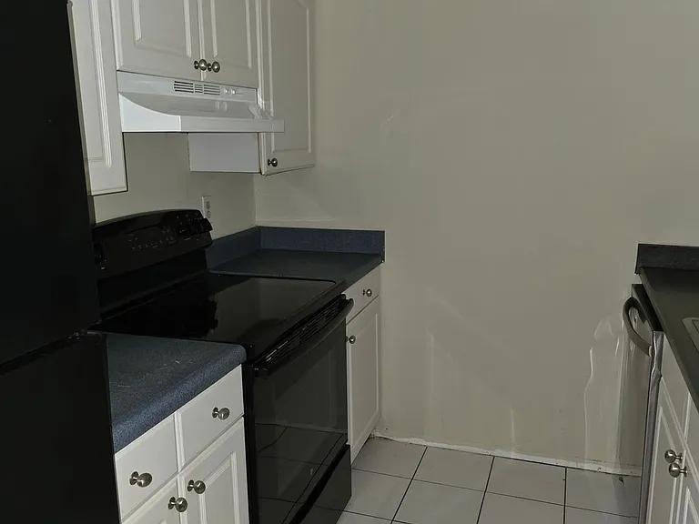 922 Lake Destiny Rd #F — Photo 17