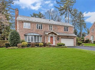 53 The Nck, Manhasset, NY 11030