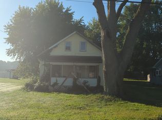 1714 Batestown Rd, Danville, IL 61832