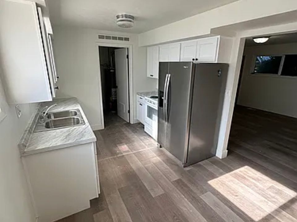 1st image of 723 W 19th St #2