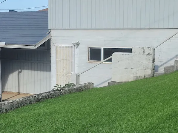 935 Lolena St #1A, Honolulu, HI 96817