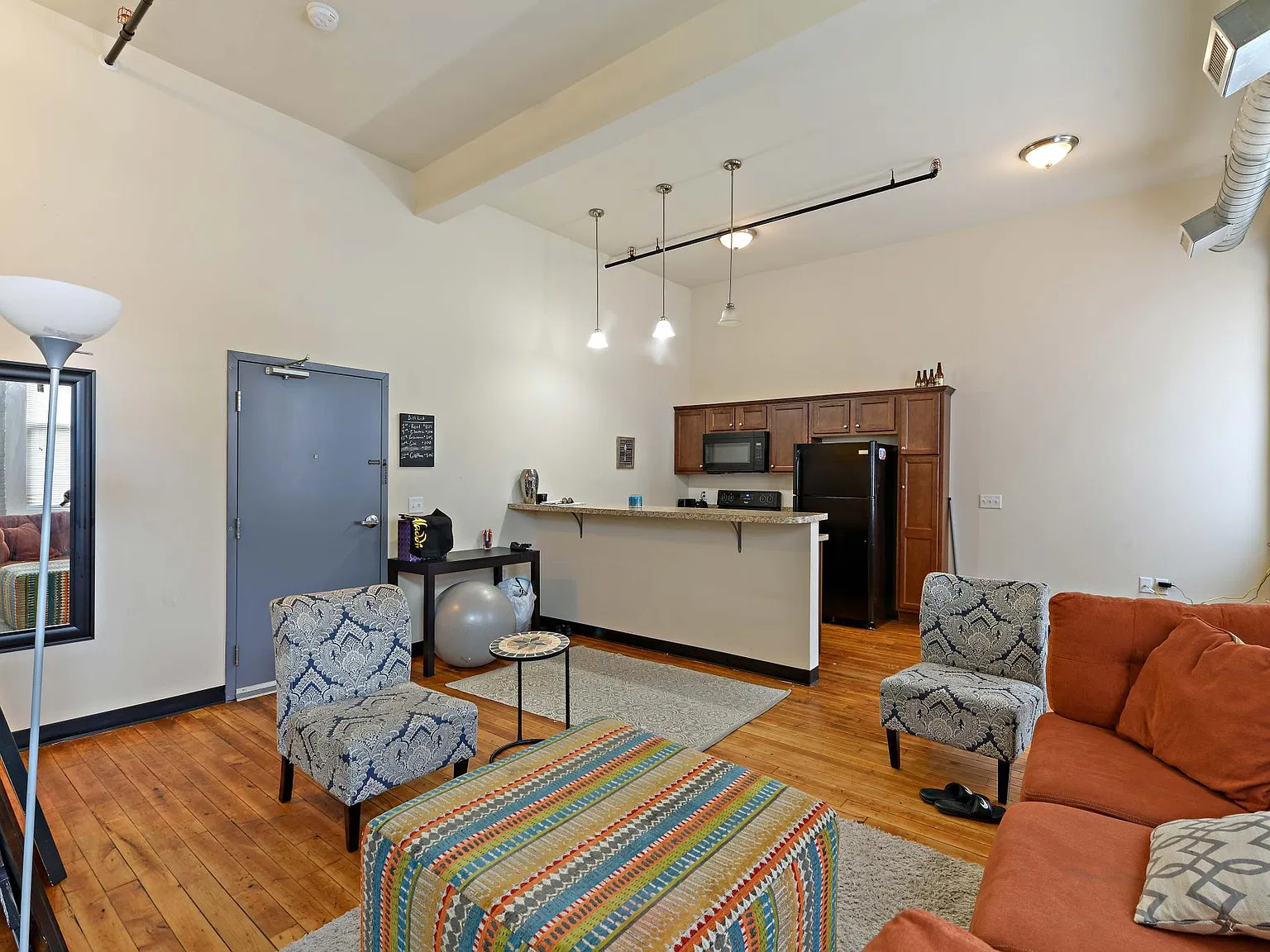 1 bed, 670 sqft, $1,475 — Photo 4