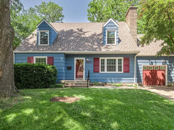 2601 Belle Crest Dr, Lawrence, KS 66046