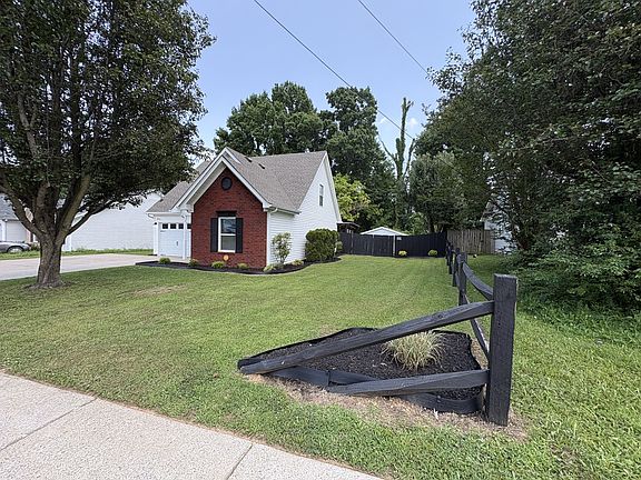 3rd image of 245 Bill Stewart Blvd